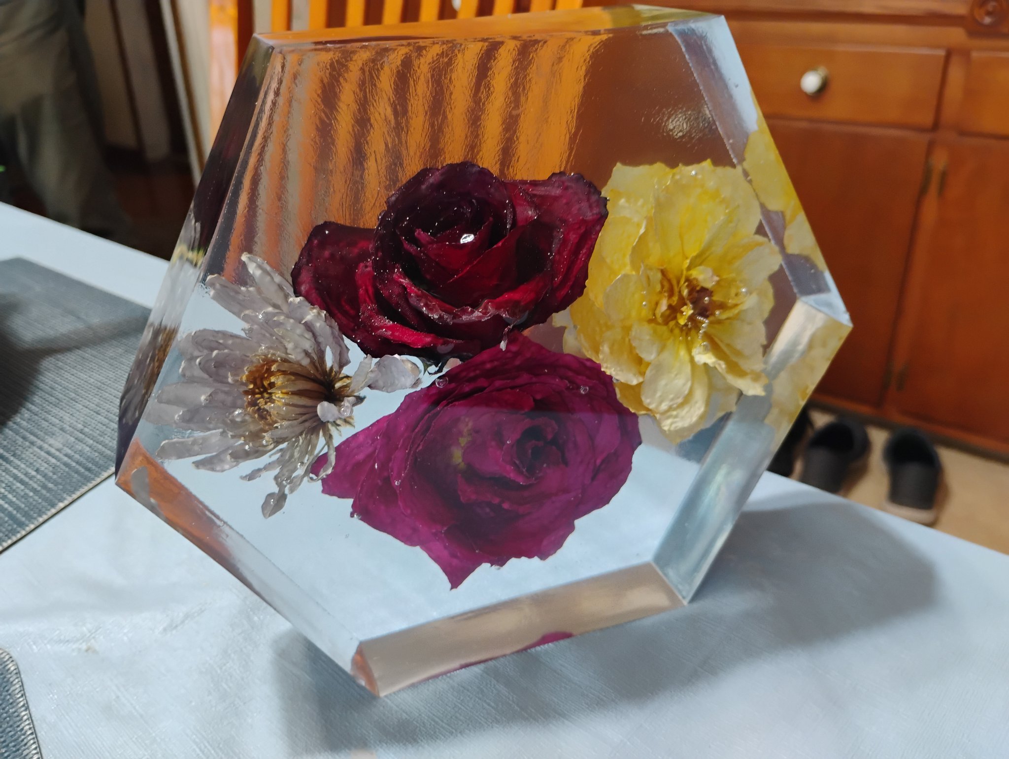 Resin hexagon 1